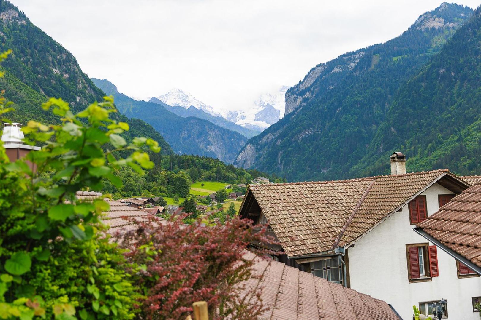 Charming Alpine Retreat By Apartments Capricorn Gsteigwiler Eksteriør billede