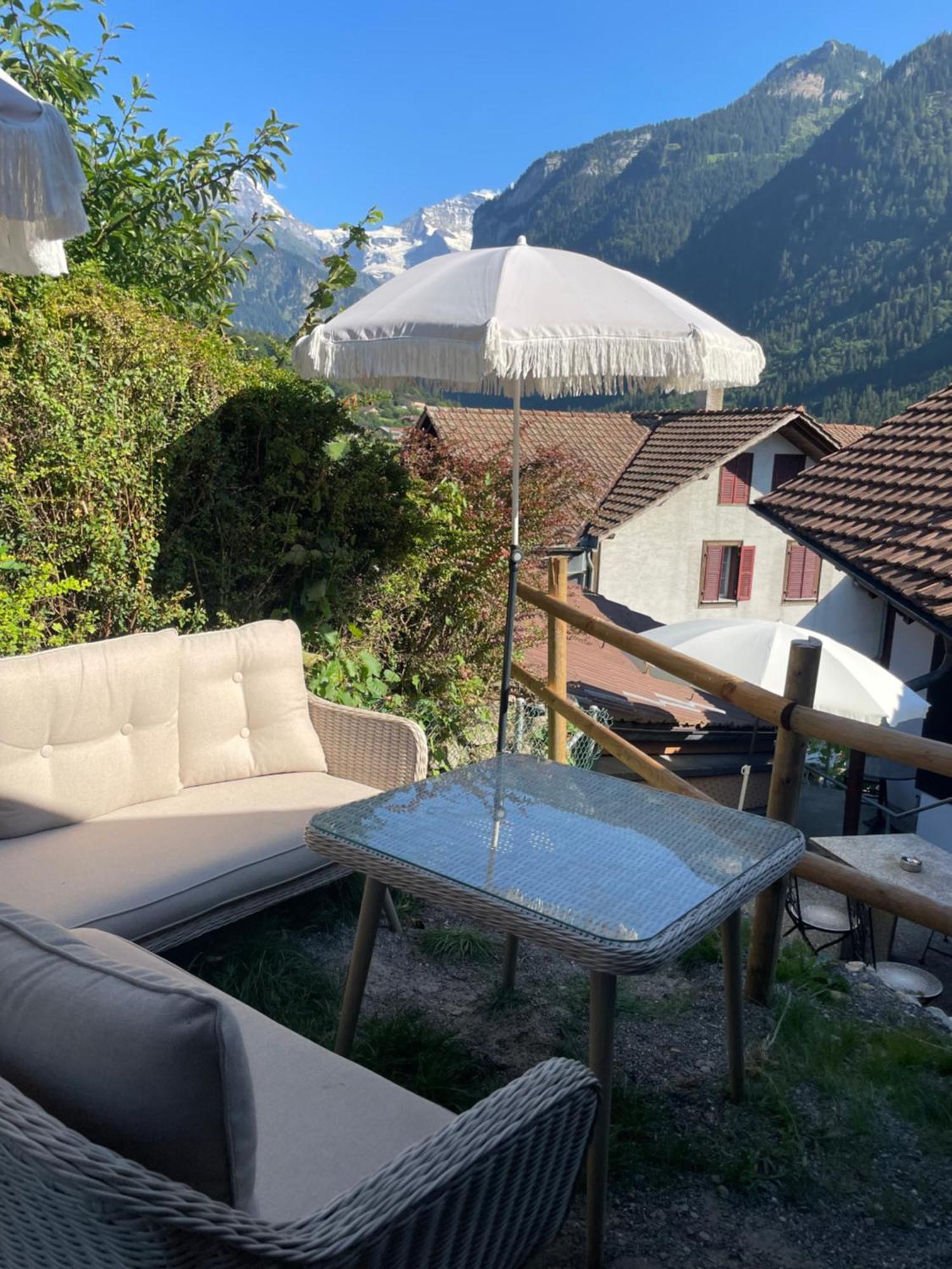 Charming Alpine Retreat By Apartments Capricorn Gsteigwiler Eksteriør billede