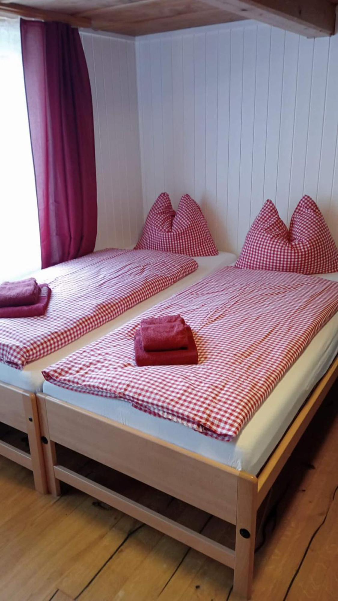 Charming Alpine Retreat By Apartments Capricorn Gsteigwiler Eksteriør billede